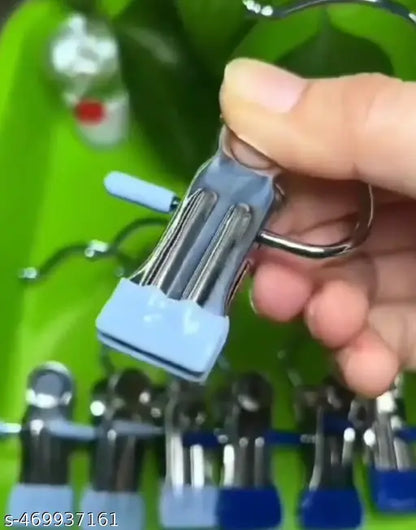 Compact Cloth Hangers